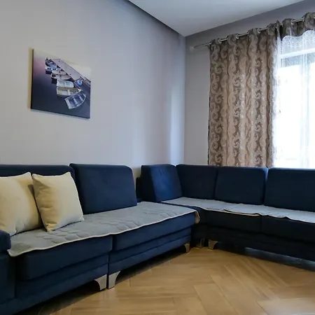 Jasmine Apartmán Golem (Tirana)